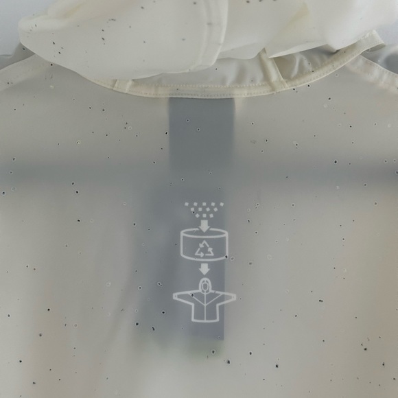 Nike Women’s Waterproof Anorak Jacket Pullover Sustainable, White - Picture 6 of 9